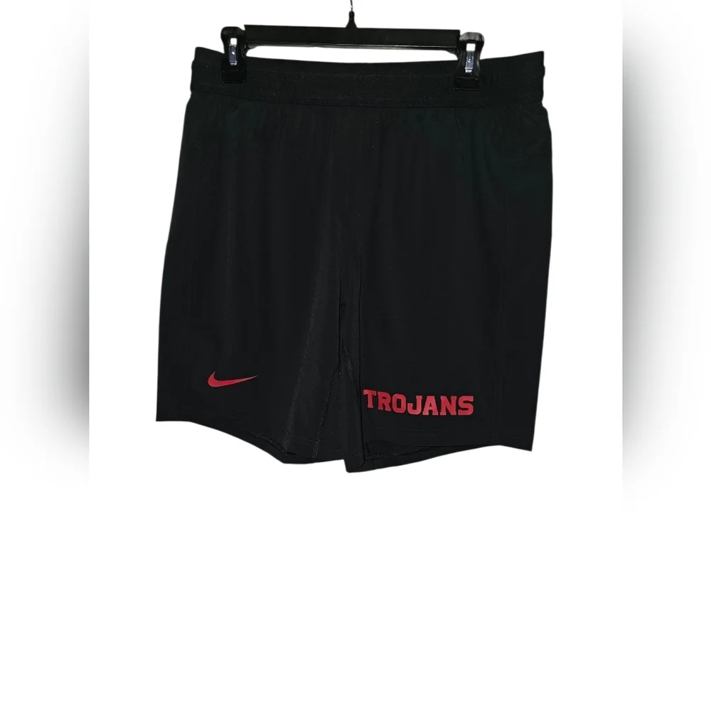 Nike USC Trojans Training Shorts Team Issued Men's Size Small DZ7720-010 Black